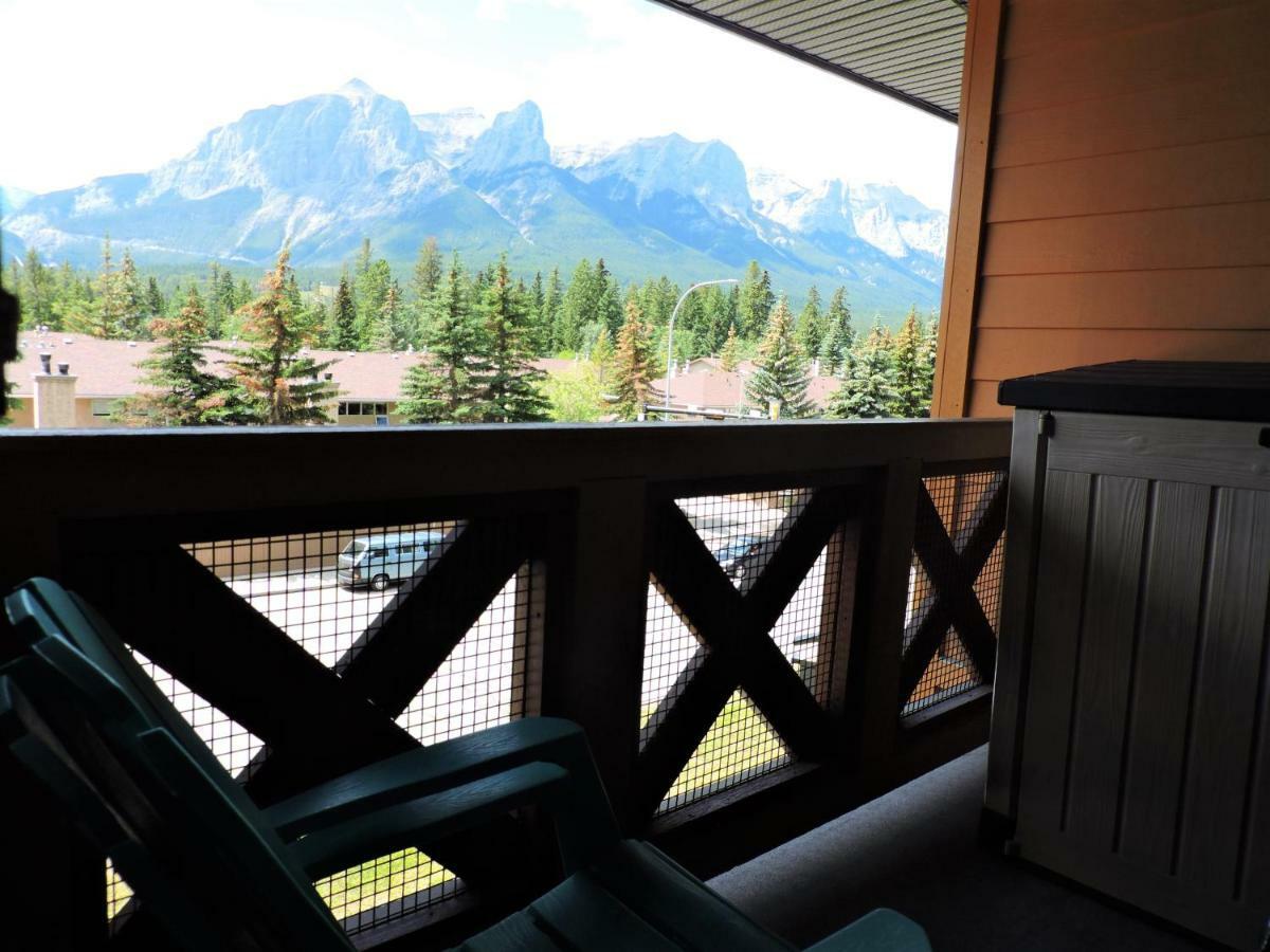 Fenwick Vacation Rental Open Hot Tub Glorious Mountain 2 Bedroom Canmore Esterno foto
