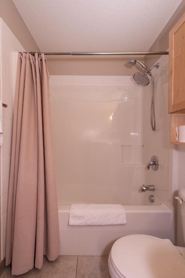 Fenwick Vacation Rental Open Hot Tub Glorious Mountain 2 Bedroom Canmore Esterno foto