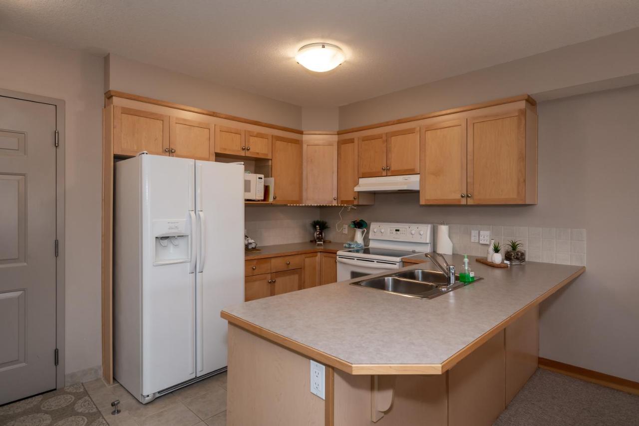 Fenwick Vacation Rental Open Hot Tub Glorious Mountain 2 Bedroom Canmore Esterno foto
